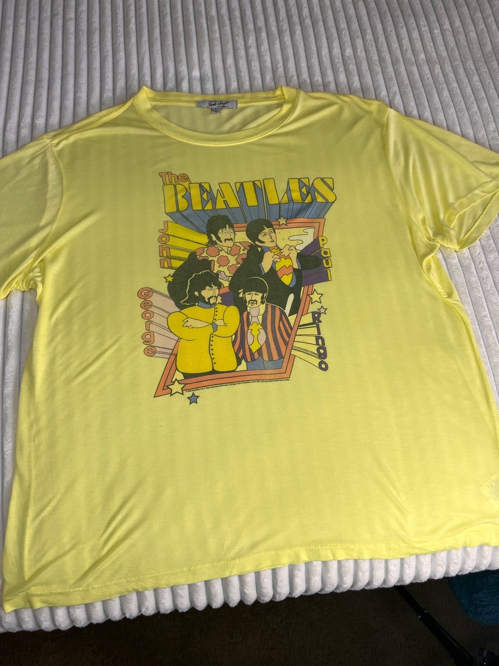 Junk Food Women’s The Beatles Yellow Graphic T-Shirt Modal Size Large NWOT - Picture 9 of 11